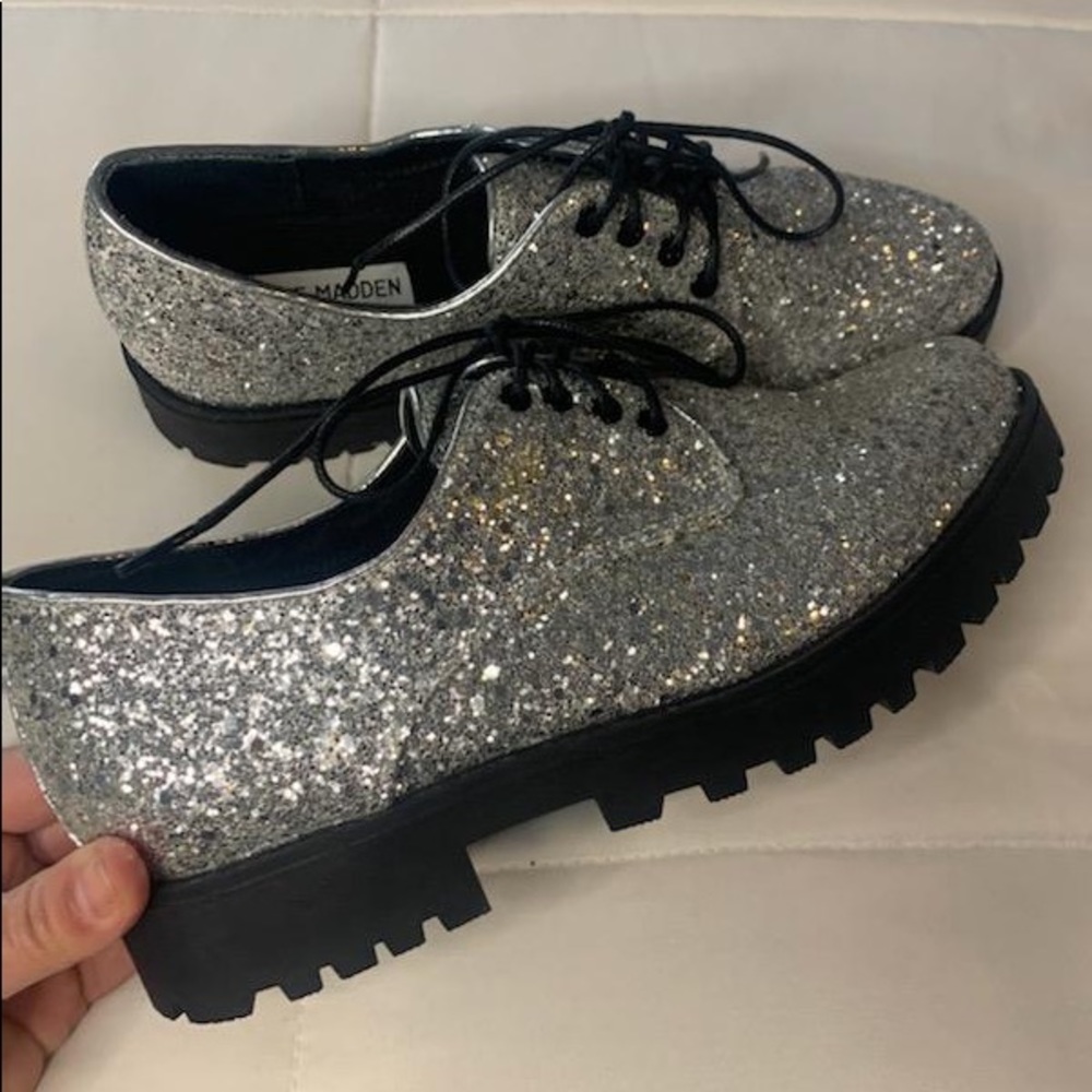 Steve Madden Silver Glitter Oxford Platform Shoes *NWOB*